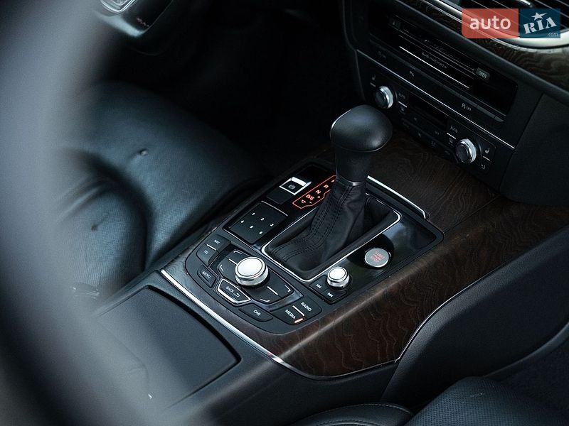 Седан Audi A6 2013 в Ровно