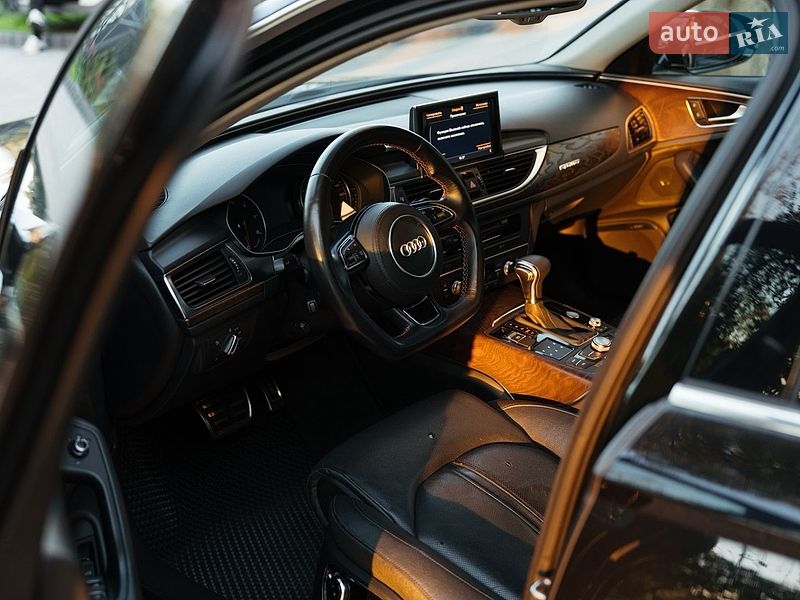 Седан Audi A6 2013 в Ровно