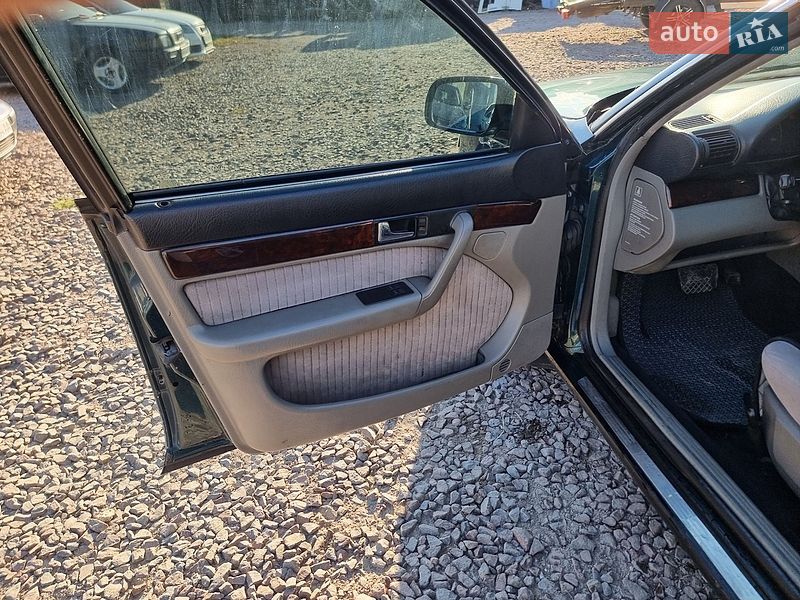 Седан Audi A6 1997 в Кременці