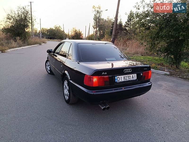 Седан Audi A6 1996 в Кривом Роге
