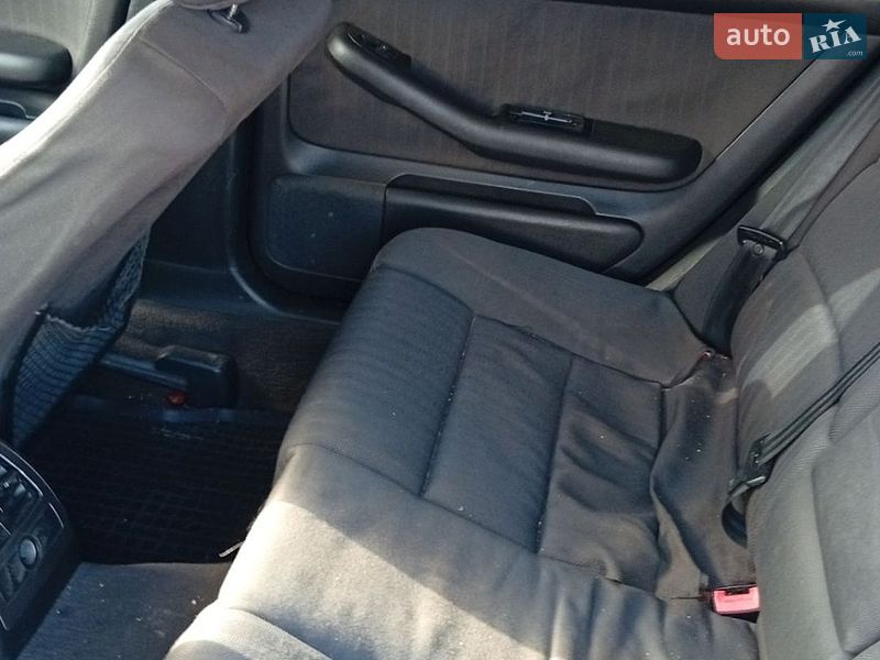 Універсал Audi A6 2003 в Нововолинську