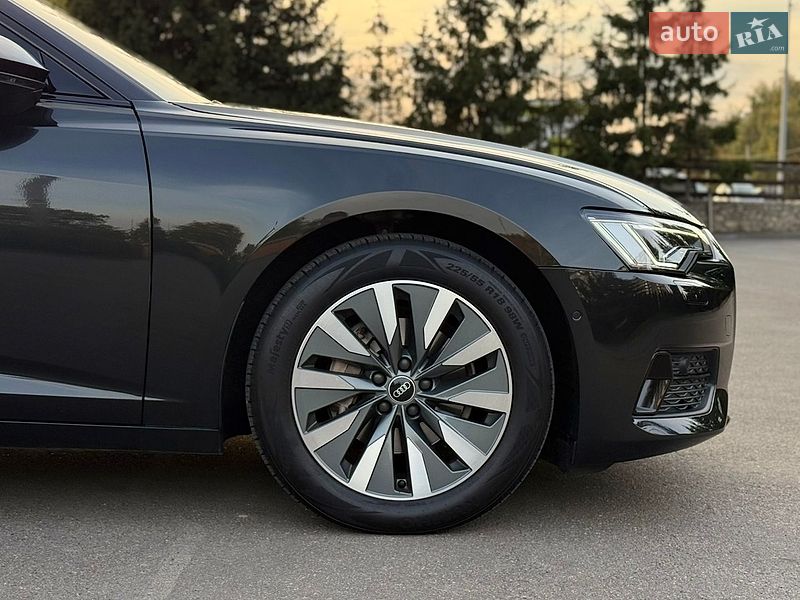 Седан Audi A6 2022 в Тернополе