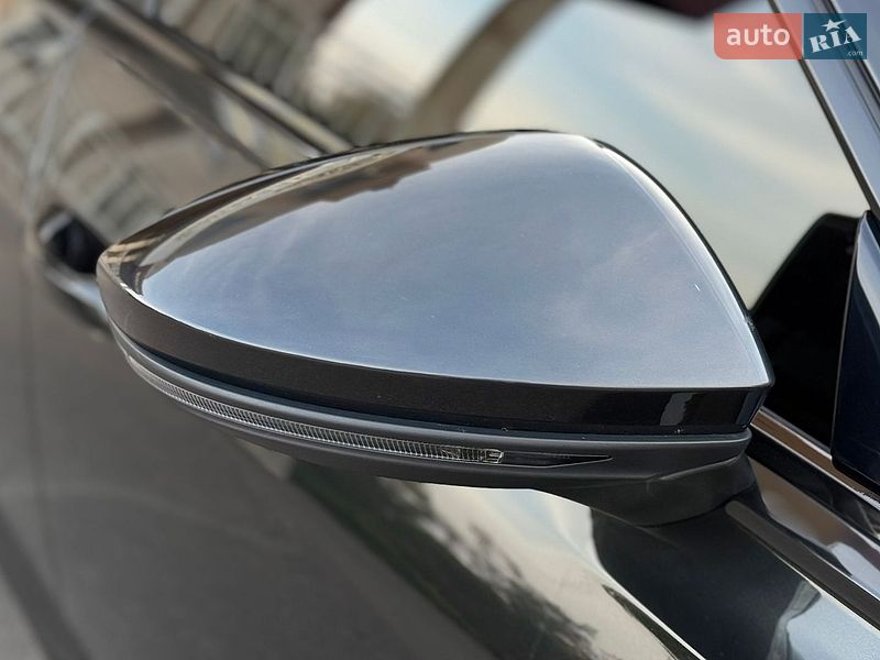 Седан Audi A6 2022 в Тернополе