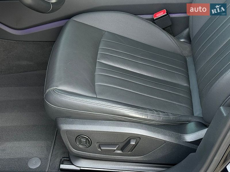 Седан Audi A6 2022 в Тернополе