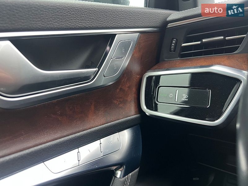 Седан Audi A6 2019 в Ровно