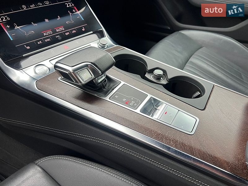 Седан Audi A6 2019 в Ровно
