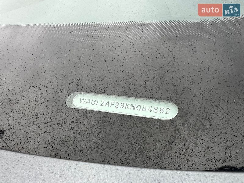 Седан Audi A6 2019 в Ровно