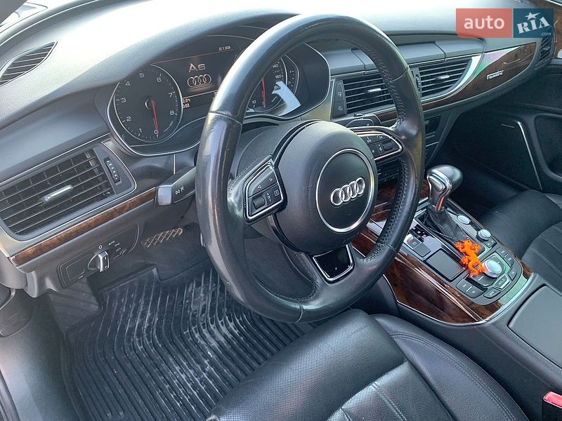 Седан Audi A6 2013 в Ровно