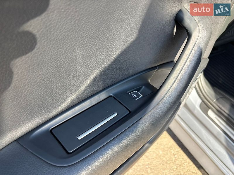 Седан Audi A6 2017 в Киеве