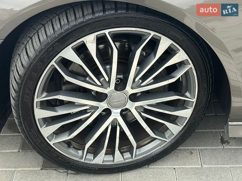 Седан Audi A6 2016 в Рівному