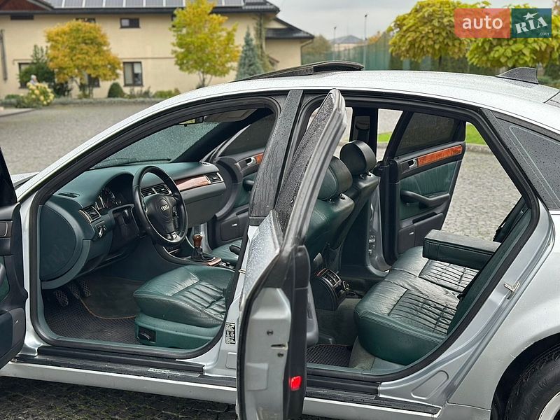 Седан Audi A6 1998 в Жовкве