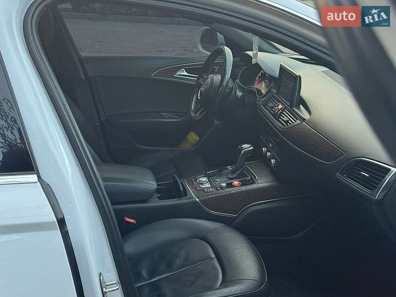 Седан Audi A6 2016 в Синельниково