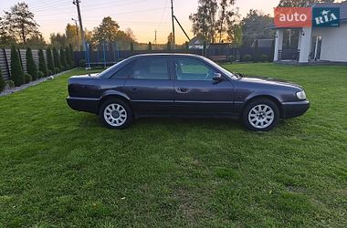 Седан Audi A6 1995 в Старой Выжевке