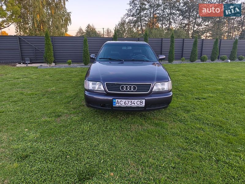 Седан Audi A6 1995 в Старой Выжевке