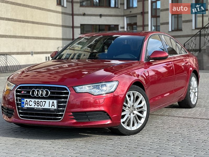 Седан Audi A6 2014 в Нововолынске