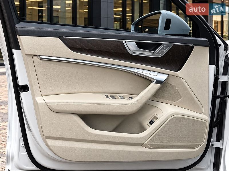 Седан Audi A6 2019 в Киеве