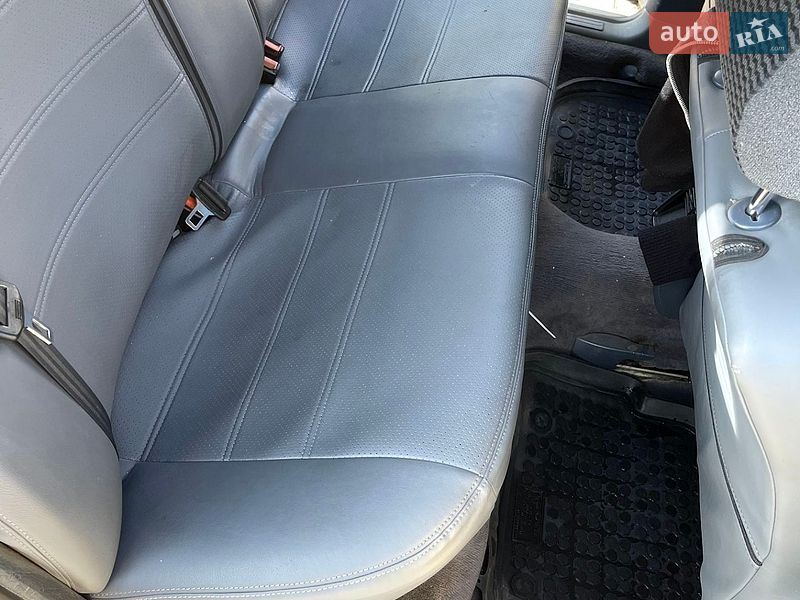 Седан Audi A6 1997 в Черновцах