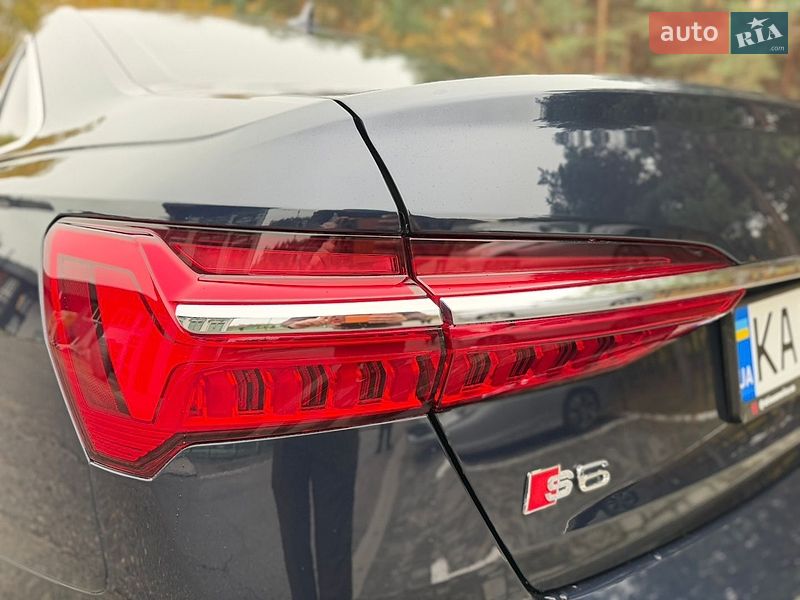 Седан Audi A6 2022 в Киеве