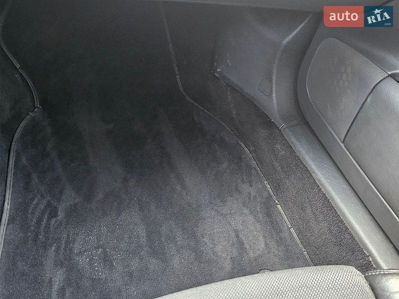 Седан Audi A6 1998 в Виннице