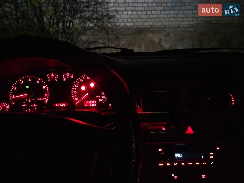Седан Audi A6 1998 в Виннице