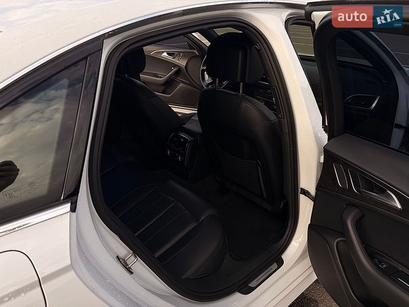 Седан Audi A6 2018 в Киеве