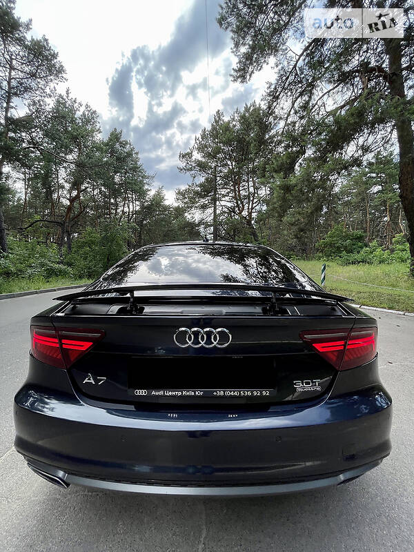 Лифтбек Audi A7 Sportback 2015 в Киеве