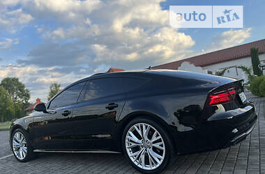Седан Audi A7 Sportback 2015 в 