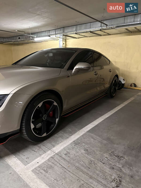 Лифтбек Audi A7 Sportback 2011 в Киеве