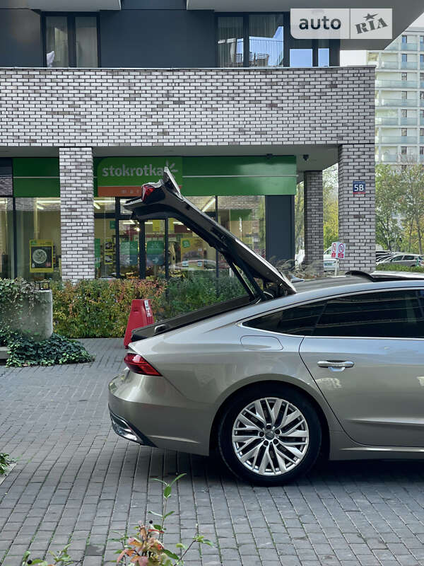 Лифтбек Audi A7 Sportback 2019 в Кропивницком