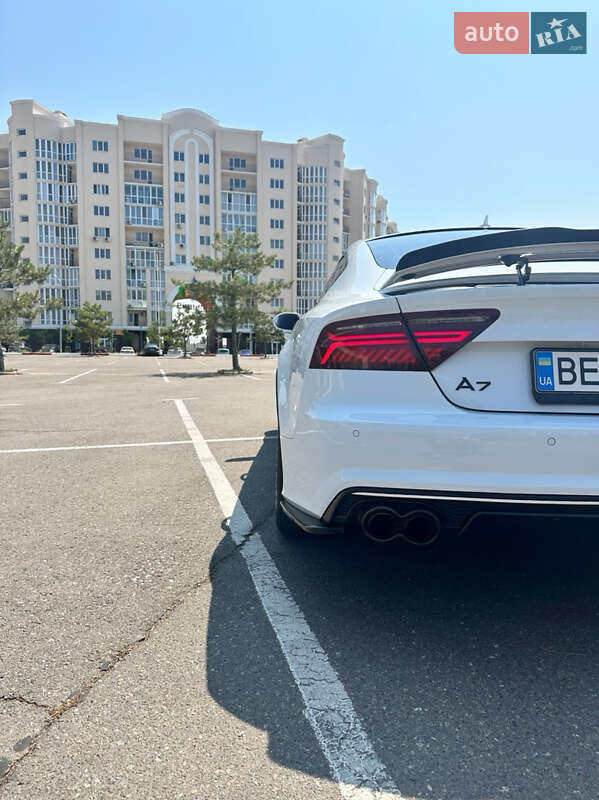 Лифтбек Audi A7 Sportback 2014 в Николаеве