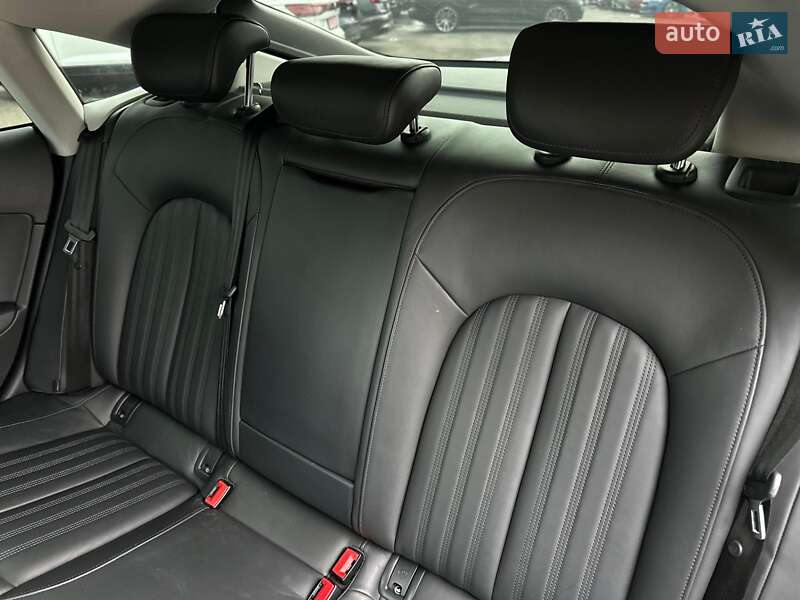 Лифтбек Audi A7 Sportback 2013 в Киеве