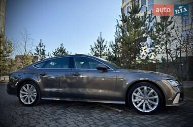 Лифтбек Audi A7 Sportback 2013 в 