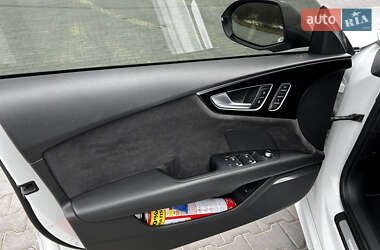 Лифтбек Audi A7 Sportback 2013 в 