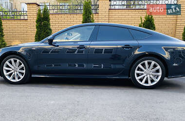 Лифтбек Audi A7 Sportback 2013 в 