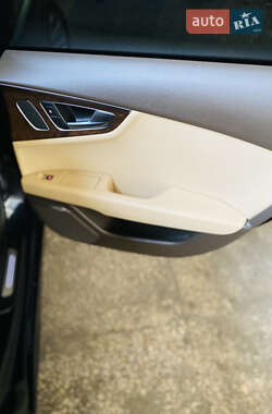 Лифтбек Audi A7 Sportback 2013 в 