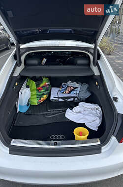 Лифтбек Audi A7 Sportback 2012 в 