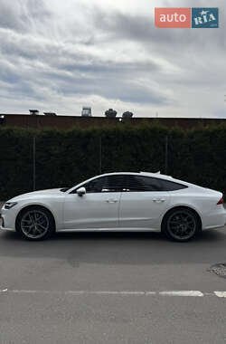 Лифтбек Audi A7 Sportback 2018 в 