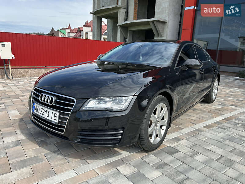 Лифтбек Audi A7 Sportback 2013 в 