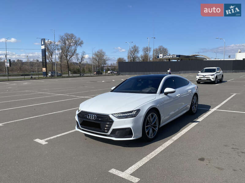 Лифтбек Audi A7 Sportback 2020 в 