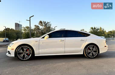 Лифтбек Audi A7 Sportback 2017 в 