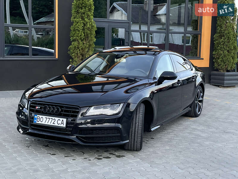 Лифтбек Audi A7 Sportback 2013 в 