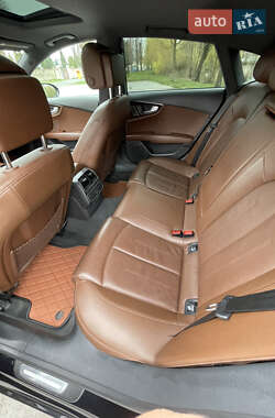 Лифтбек Audi A7 Sportback 2013 в 