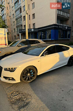 Ліфтбек Audi A7 Sportback 2015 в 