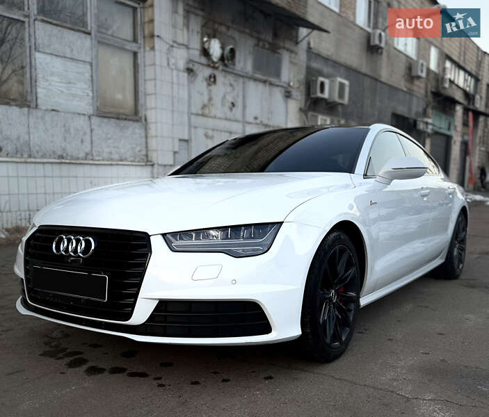 Лифтбек Audi A7 Sportback 2016 в 