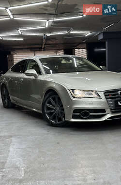 Лифтбек Audi A7 Sportback 2011 в 