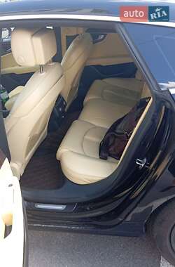 Лифтбек Audi A7 Sportback 2011 в 