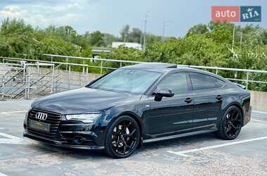 Лифтбек Audi A7 Sportback 2016 в 
