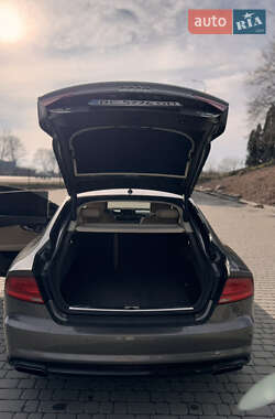 Лифтбек Audi A7 Sportback 2011 в 