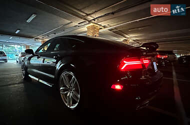 Лифтбек Audi A7 Sportback 2015 в 