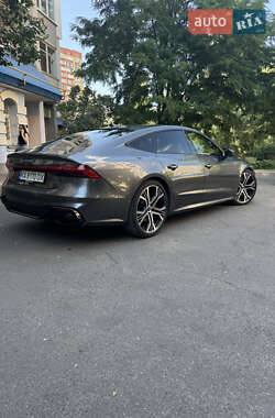 Лифтбек Audi A7 Sportback 2020 в 